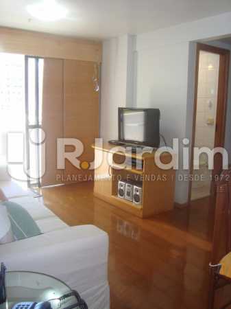 Conheça sala do imóvel - Imóveis Aluguel Flat Residencial Copacabana 1 Quarto - LAFL10097 - 13 sala - Imóveis Aluguel Flat Residencial Copacabana 1 Quarto - LAFL10097 - 13