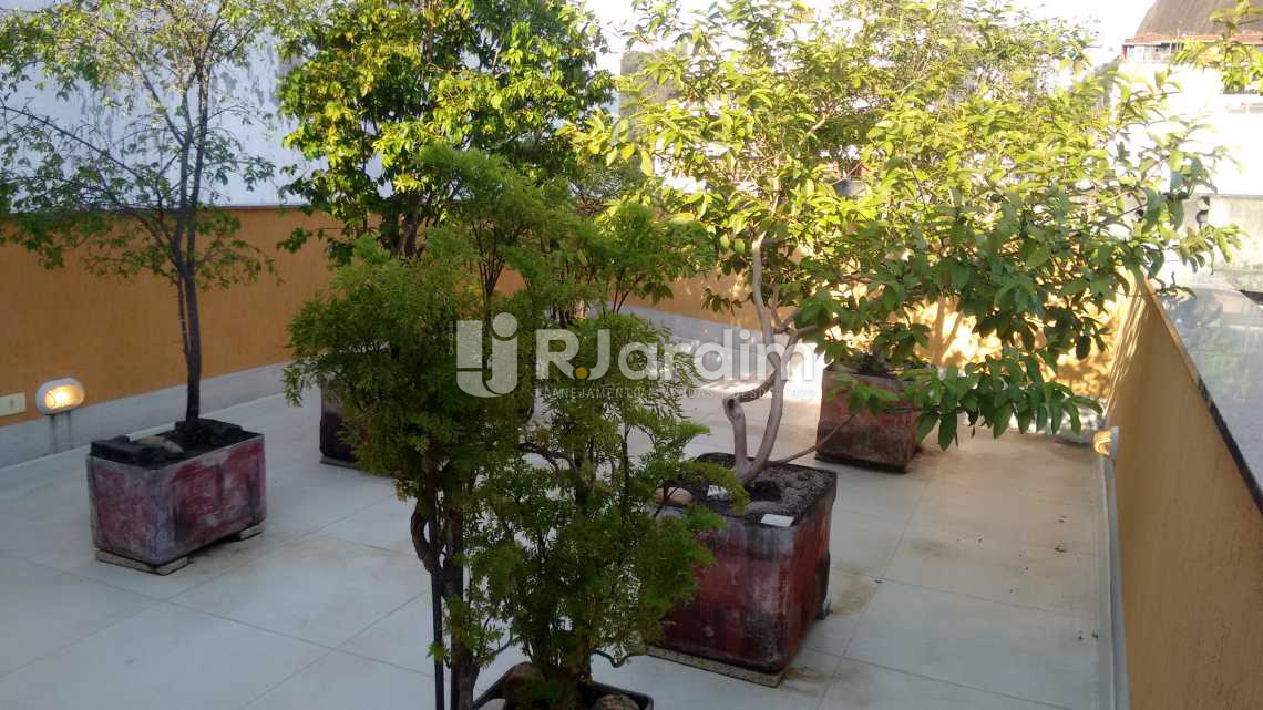 Conheça Terraço do imóvel - Compra Venda Avaliação Imóveis Cobertura Ipanema 3 Quartos - LACO30131 - 18 Terraço - Compra Venda Avaliação Imóveis Cobertura Ipanema 3 Quartos - LACO30131 - 18