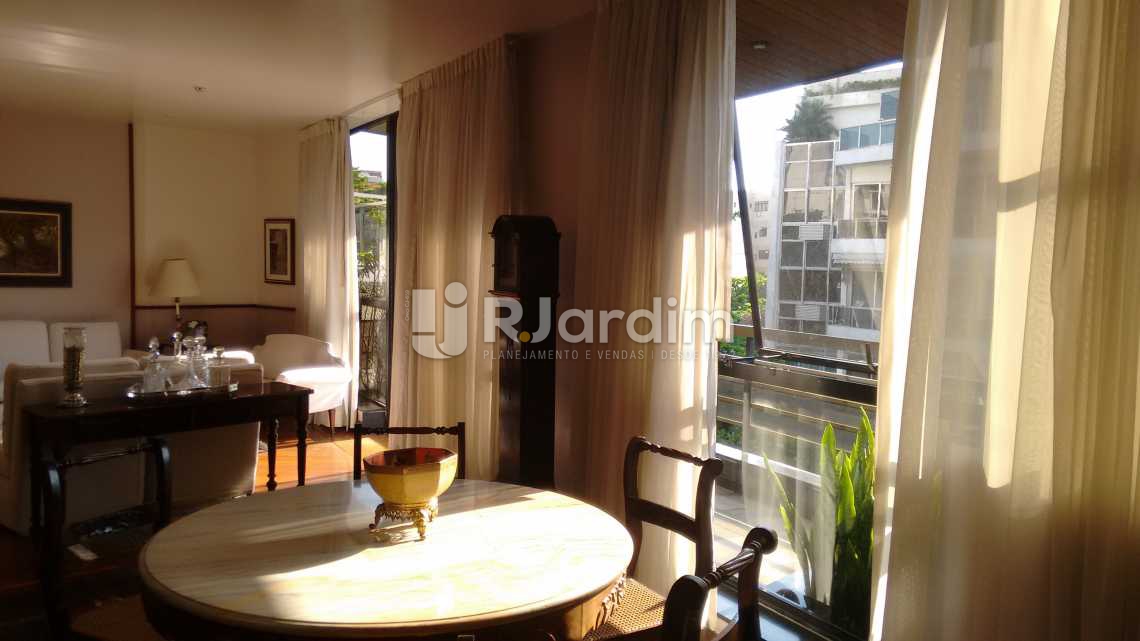 Conheça Sala / Varanda do imóvel - Compra Venda Avaliação Imóveis Cobertura Ipanema 3 Quartos - LACO30131 - 3 Sala / Varanda - Compra Venda Avaliação Imóveis Cobertura Ipanema 3 Quartos - LACO30131 - 3