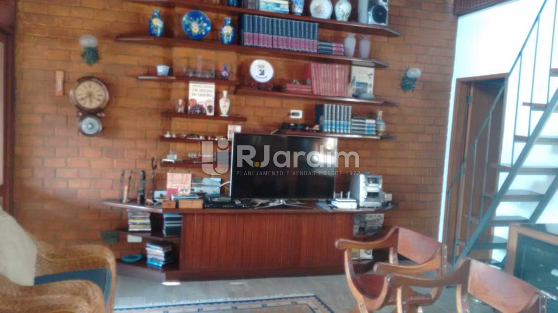 Conheça Salão / segundo piso do imóvel - Compra Venda Avaliação Imóveis Cobertura Ipanema 3 Quartos - LACO30131 - 19 Salão / segundo piso - Compra Venda Avaliação Imóveis Cobertura Ipanema 3 Quartos - LACO30131 - 19