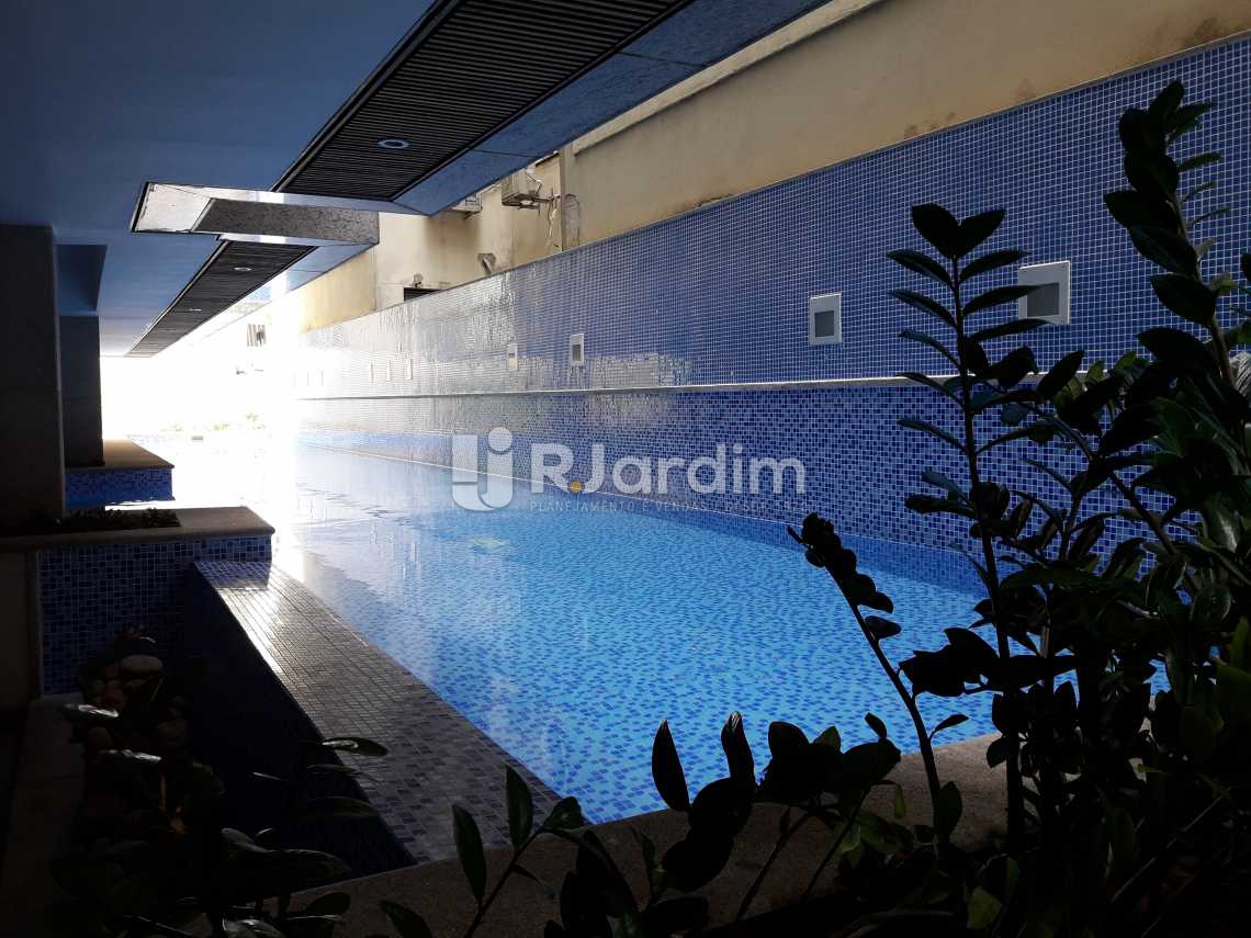 Conheça piscina do imóvel - Flat / Residencial / 2 Quartos / Ipanema - LAFL20021 - 19 piscina - Flat / Residencial / 2 Quartos / Ipanema - LAFL20021 - 19