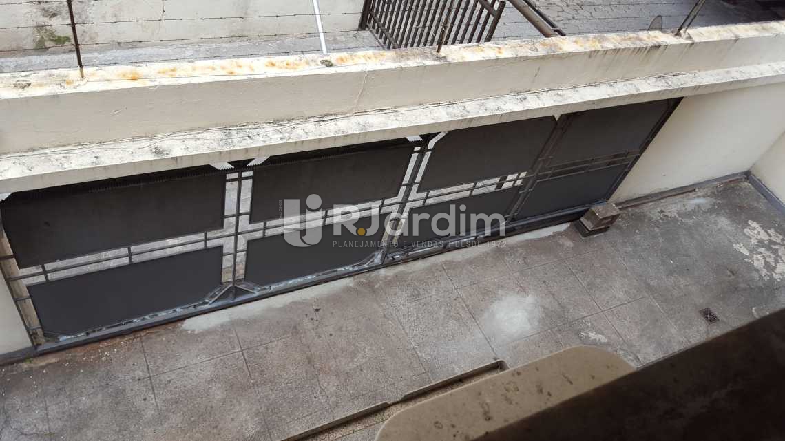 Conheça Garagem-fundos do imóvel - Apartamento à venda Rua Muniz Barreto,Botafogo, Zona Sul,Rio de Janeiro - R$ 1.190.000 - LAAP30965 - 25 Garagem-fundos - Apartamento à venda Rua Muniz Barreto,Botafogo, Zona Sul,Rio de Janeiro - R$ 1.190.000 - LAAP30965 - 25