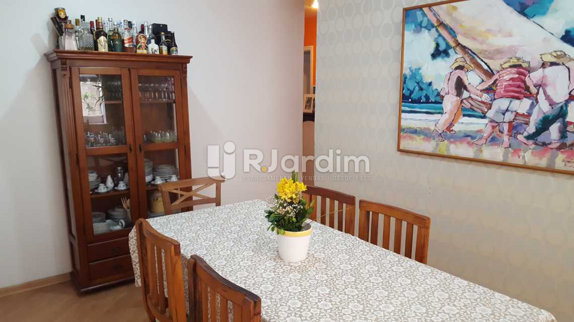Conheça Sala de jantar do imóvel - Apartamento à venda Rua Muniz Barreto,Botafogo, Zona Sul,Rio de Janeiro - R$ 1.190.000 - LAAP30965 - 13 Sala de jantar - Apartamento à venda Rua Muniz Barreto,Botafogo, Zona Sul,Rio de Janeiro - R$ 1.190.000 - LAAP30965 - 13