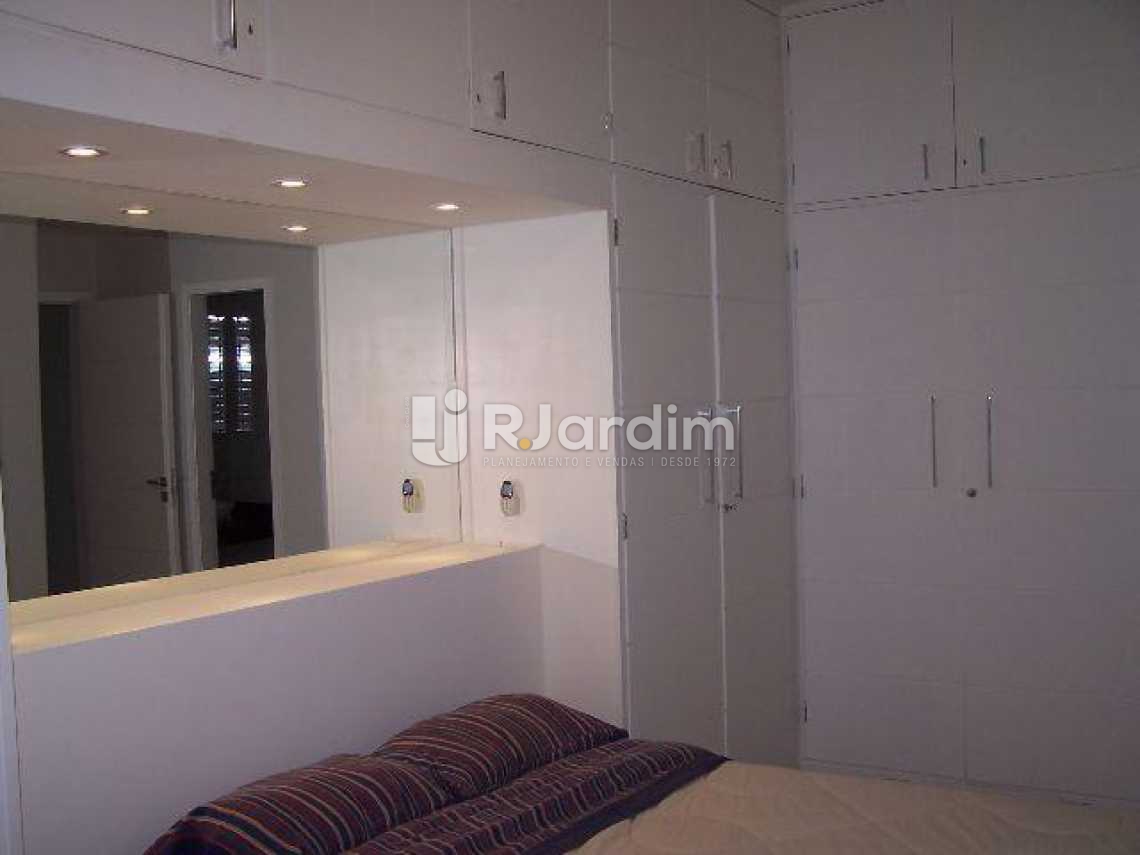 Conheça Quarto com armários do imóvel - Imóveis Compra Venda Avaliação Apartamento Ipanema 2 Quartos - LAAP30979 - 7 Quarto com armários - Imóveis Compra Venda Avaliação Apartamento Ipanema 2 Quartos - LAAP30979 - 7