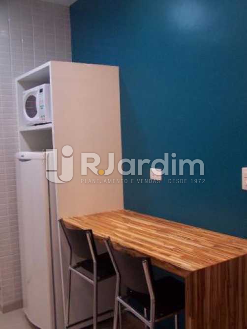 Conheça parte da cozinha do imóvel - Imóveis Compra Venda Avaliação Apartamento Ipanema 2 Quartos - LAAP30979 - 12 parte da cozinha - Imóveis Compra Venda Avaliação Apartamento Ipanema 2 Quartos - LAAP30979 - 12