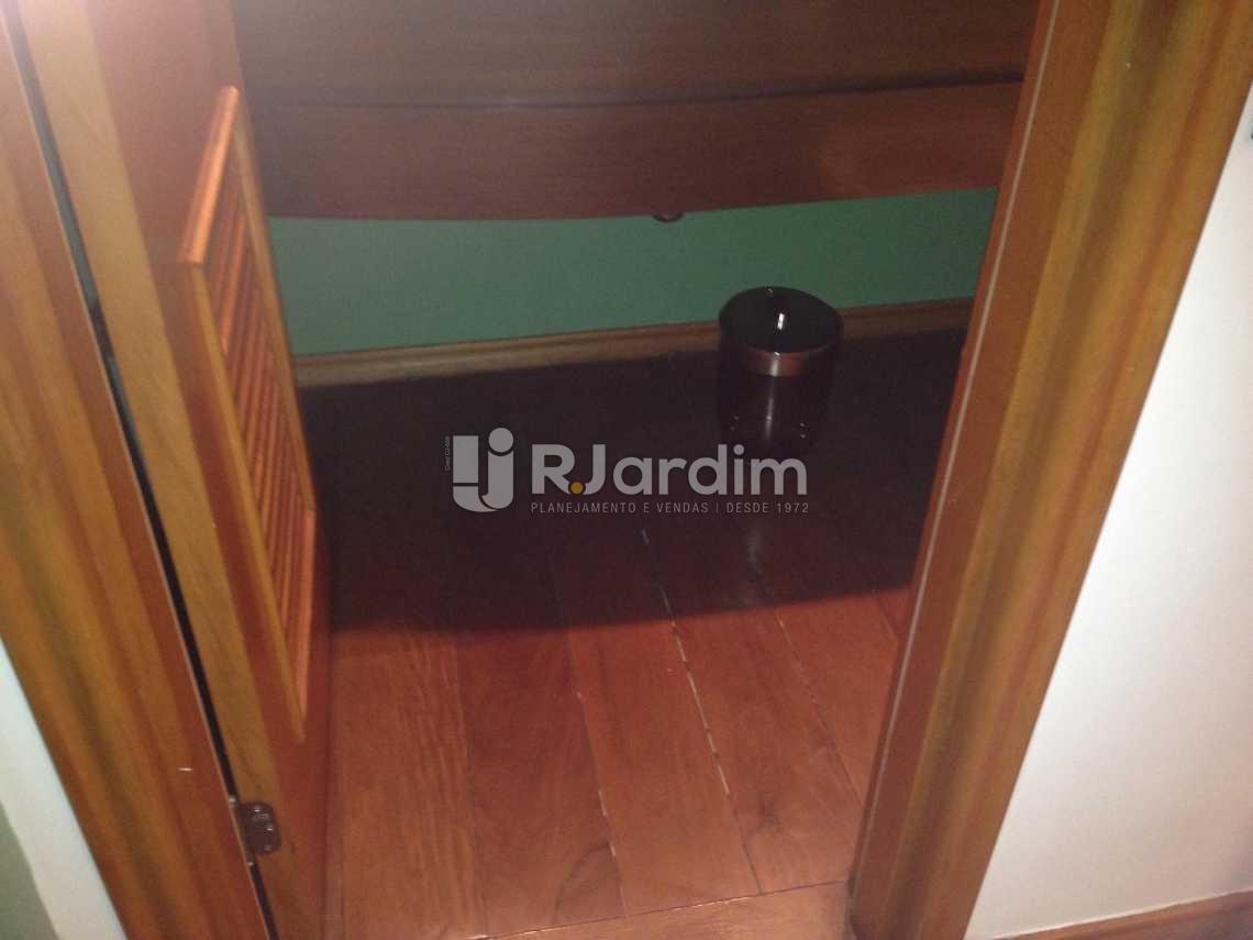 Conheça tábua corrida no lavabo do imóvel - Apartamento Residencial Ipanema - LAAP40419 - 8 tábua corrida no lavabo - Apartamento Residencial Ipanema - LAAP40419 - 8