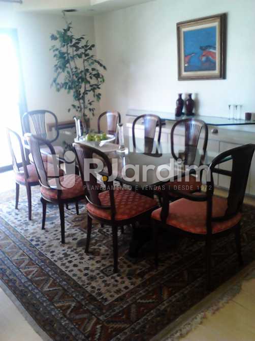 Conheça Sala ambiente 3 sala de jantar do imóvel - Apartamento 3 quartos à venda Copacabana, Zona Sul,Rio de Janeiro - R$ 3.300.000 - LAAP30975 - 4 Sala ambiente 3 sala de jantar - Apartamento 3 quartos à venda Copacabana, Zona Sul,Rio de Janeiro - R$ 3.300.000 - LAAP30975 - 4