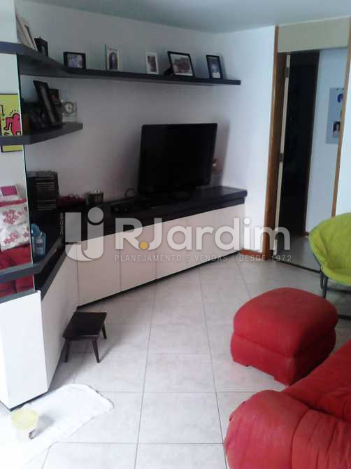 Conheça Sala íntima do imóvel - Apartamento 3 quartos à venda Copacabana, Zona Sul,Rio de Janeiro - R$ 3.300.000 - LAAP30975 - 23 Sala íntima - Apartamento 3 quartos à venda Copacabana, Zona Sul,Rio de Janeiro - R$ 3.300.000 - LAAP30975 - 23
