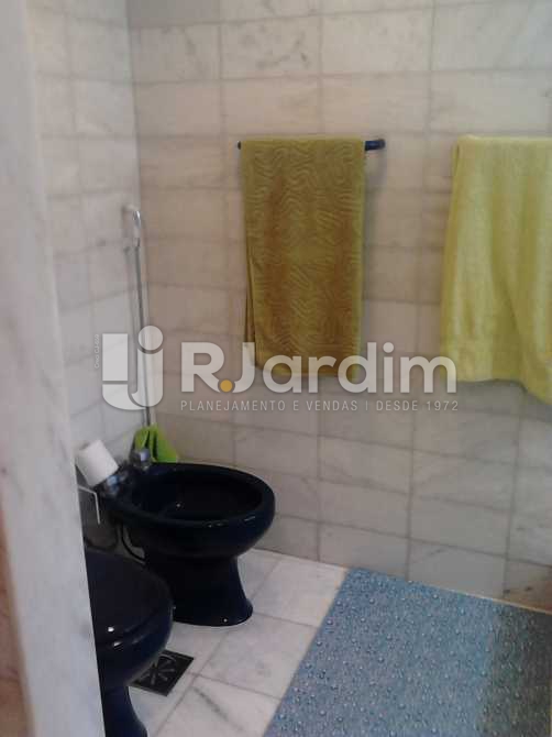 Conheça Banheiro suíte 3 do imóvel - Apartamento 3 quartos à venda Copacabana, Zona Sul,Rio de Janeiro - R$ 3.300.000 - LAAP30975 - 30 Banheiro suíte 3 - Apartamento 3 quartos à venda Copacabana, Zona Sul,Rio de Janeiro - R$ 3.300.000 - LAAP30975 - 30