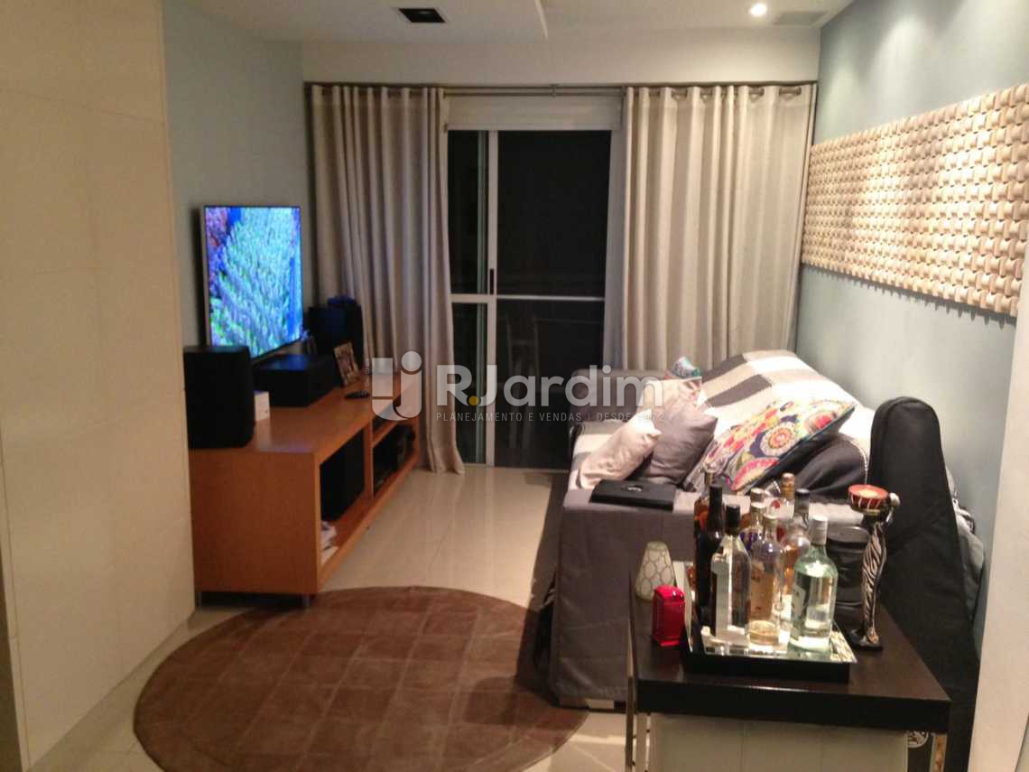 Conheça sala do imóvel - Flat à venda Avenida Carlos Peixoto,Botafogo, Zona Sul,Rio de Janeiro - R$ 1.200.000 - LAFL20024 - 1 sala - Flat à venda Avenida Carlos Peixoto,Botafogo, Zona Sul,Rio de Janeiro - R$ 1.200.000 - LAFL20024 - 1