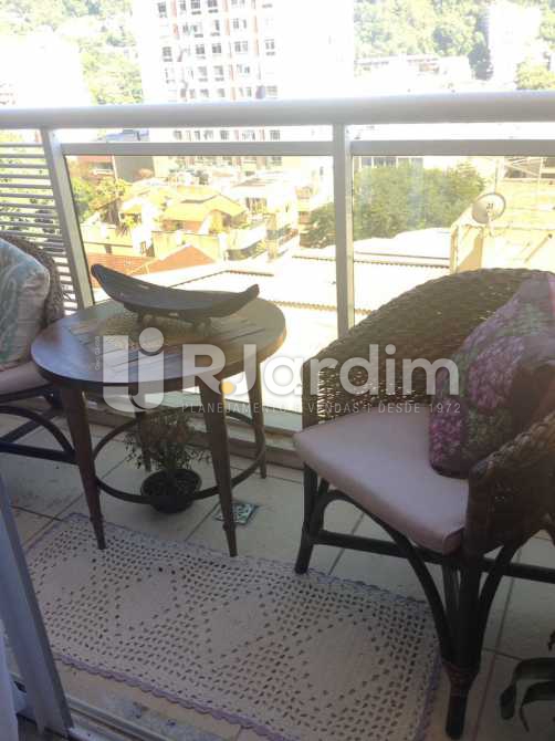 Conheça Varanda do imóvel - Compra Venda Avaliação Apartamento 2 Quartos Humaitá - LAAP20696 - 16 Varanda - Compra Venda Avaliação Apartamento 2 Quartos Humaitá - LAAP20696 - 16