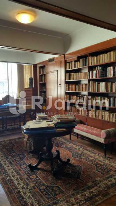 Conheça Biblioteca do imóvel - Apartamento À VENDA, Flamengo, Rio de Janeiro, RJ - LAAP60006 - 15 Biblioteca - Apartamento À VENDA, Flamengo, Rio de Janeiro, RJ - LAAP60006 - 15