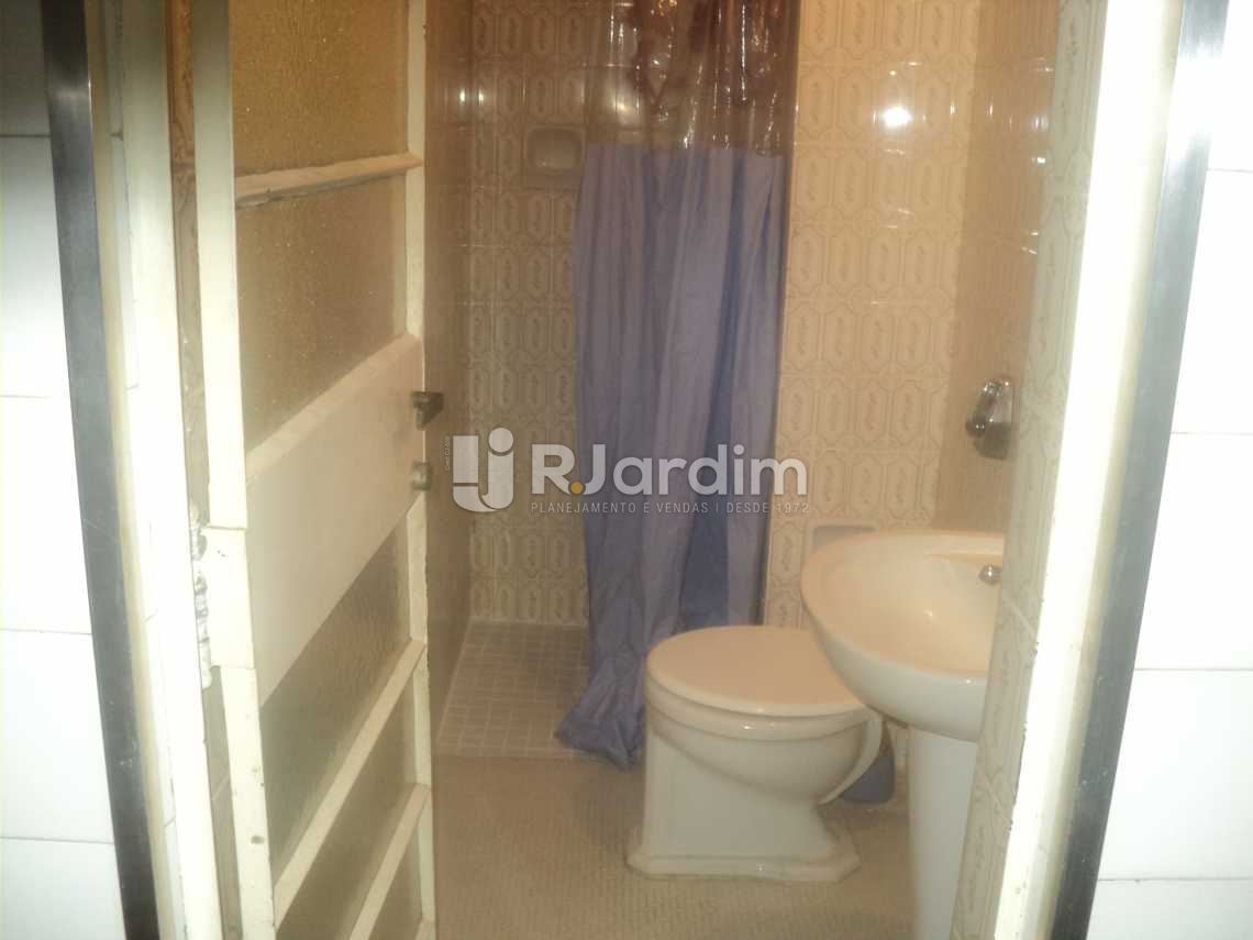 Conheça Banheiro serviço do imóvel - Apartamento À VENDA, Copacabana, Rio de Janeiro, RJ - LAAP31016 - 24 Banheiro serviço - Apartamento À VENDA, Copacabana, Rio de Janeiro, RJ - LAAP31016 - 24