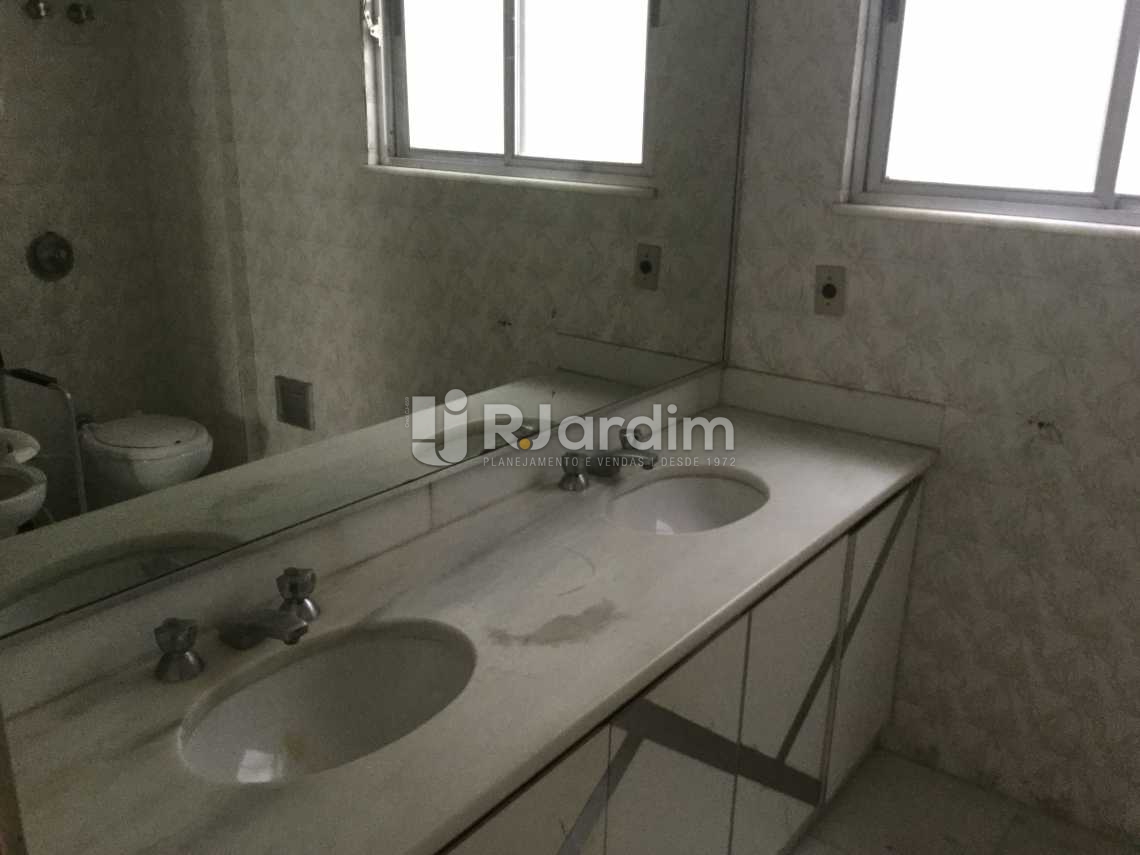 Conheça banheiro social do imóvel - Apartamento 4 quartos à venda Copacabana, Zona Sul,Rio de Janeiro - R$ 2.900.000 - LAAP40446 - 16 banheiro social - Apartamento 4 quartos à venda Copacabana, Zona Sul,Rio de Janeiro - R$ 2.900.000 - LAAP40446 - 16