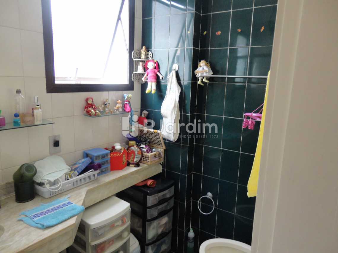 Conheça Banheiro Suite 1 do imóvel - Imóveis Compra Venda Apartamento Barra da Tijuca 5 Quartos - LAAP50031 - 9 Banheiro Suite 1 - Imóveis Compra Venda Apartamento Barra da Tijuca 5 Quartos - LAAP50031 - 9