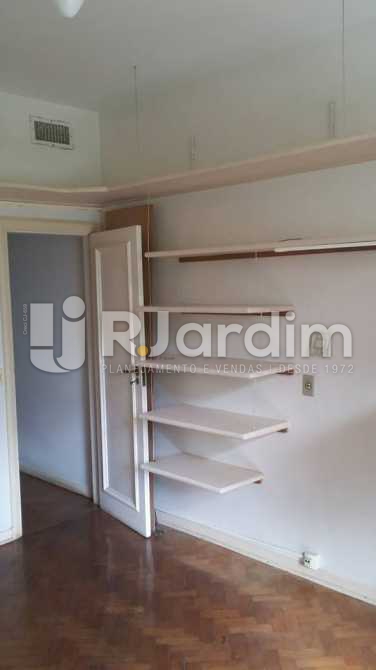 Conheça Quarto do imóvel - Apartamento / 3 Quartos / Copacabana - LAAP31039 - 11 Quarto - Apartamento / 3 Quartos / Copacabana - LAAP31039 - 11