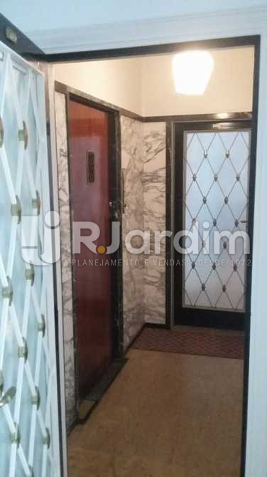 Conheça Entrada social do imóvel - Apartamento / 3 Quartos / Copacabana - LAAP31039 - 7 Entrada social - Apartamento / 3 Quartos / Copacabana - LAAP31039 - 7