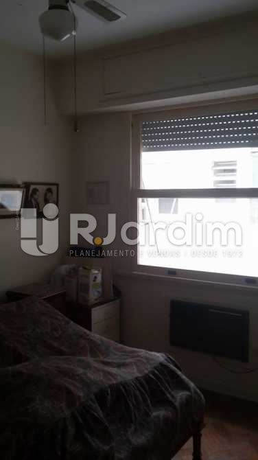 Conheça Quarto do imóvel - Apartamento / 3 Quartos / Copacabana - LAAP31039 - 15 Quarto - Apartamento / 3 Quartos / Copacabana - LAAP31039 - 15