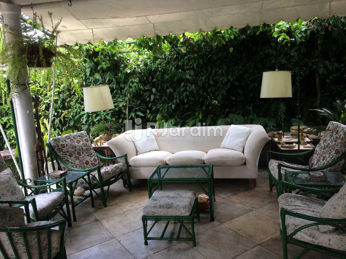 Conheça varanda do imóvel - Casa Rua Senador Simonsen,Jardim Botânico, Zona Sul,Rio de Janeiro, RJ À Venda, 6 Quartos, 419m² - LACA60007 - 4 varanda - Casa Rua Senador Simonsen,Jardim Botânico, Zona Sul,Rio de Janeiro, RJ À Venda, 6 Quartos, 419m² - LACA60007 - 4