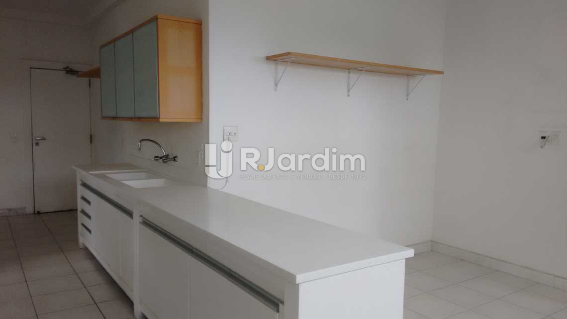 Conheça cozinha do imóvel - Imóveis Aluguel Apartamento São Conrado 4 Quartos - LAAP40456 - 21 cozinha - Imóveis Aluguel Apartamento São Conrado 4 Quartos - LAAP40456 - 21