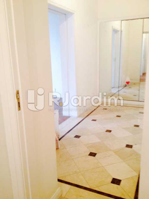 Conheça hall de entrada do imóvel - Apartamento / 3 Quartos / Copacabana / Praia Leme - LAAP31049 - 1 hall de entrada - Apartamento / 3 Quartos / Copacabana / Praia Leme - LAAP31049 - 1