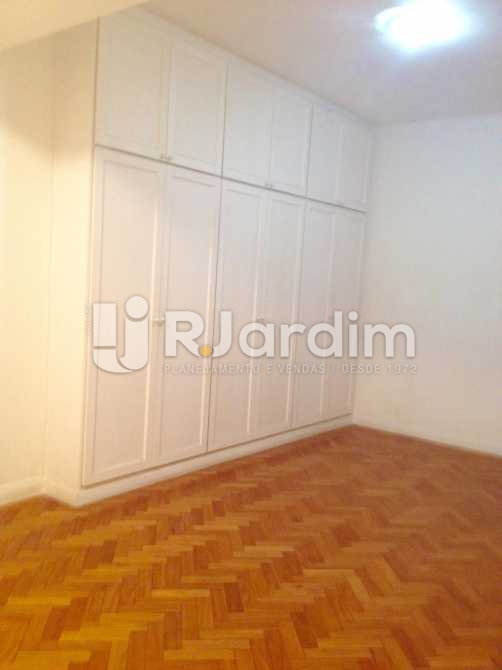Conheça armários embutidos do imóvel - Apartamento / 3 Quartos / Copacabana / Praia Leme - LAAP31049 - 17 armários embutidos - Apartamento / 3 Quartos / Copacabana / Praia Leme - LAAP31049 - 17