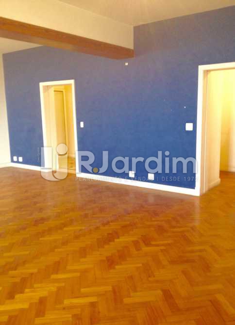 Conheça Sala2 do imóvel - Apartamento / 3 Quartos / Copacabana / Praia Leme - LAAP31049 - 5 Sala2 - Apartamento / 3 Quartos / Copacabana / Praia Leme - LAAP31049 - 5