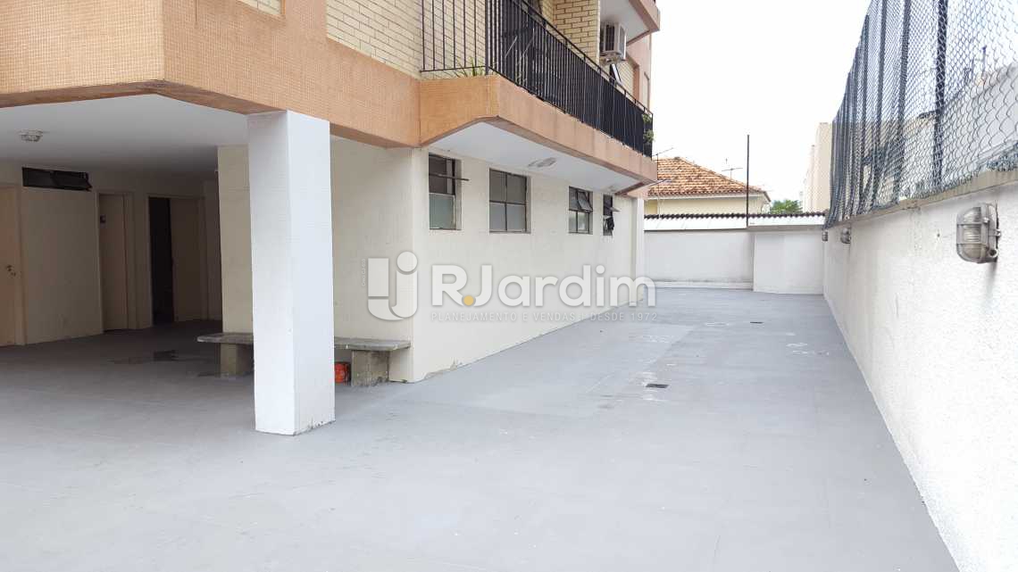 Conheça Play do imóvel - Apartamento À VENDA, Copacabana, Rio de Janeiro, RJ - LAAP20747 - 26 Play - Apartamento À VENDA, Copacabana, Rio de Janeiro, RJ - LAAP20747 - 26