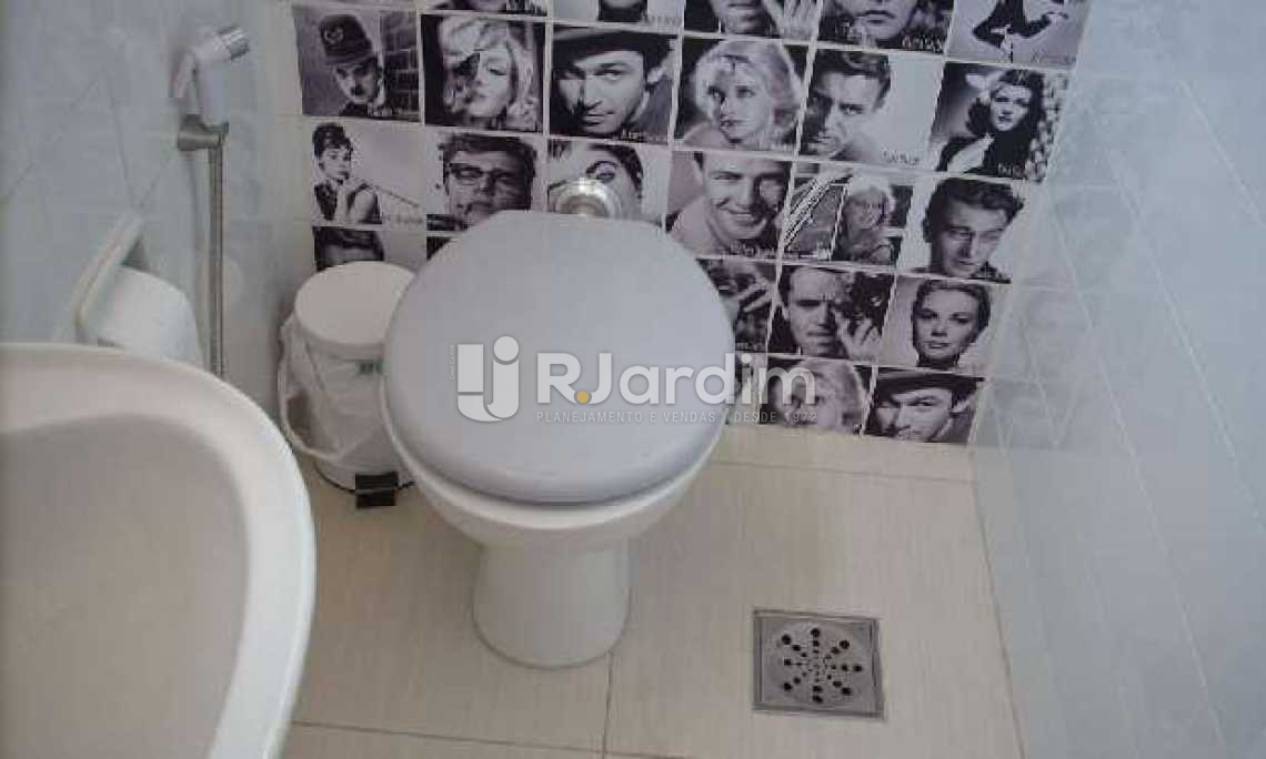 Conheça Banheiro Empregada do imóvel - Apartamento À VENDA, Copacabana, Rio de Janeiro, RJ - LAAP20747 - 24 Banheiro Empregada - Apartamento À VENDA, Copacabana, Rio de Janeiro, RJ - LAAP20747 - 24