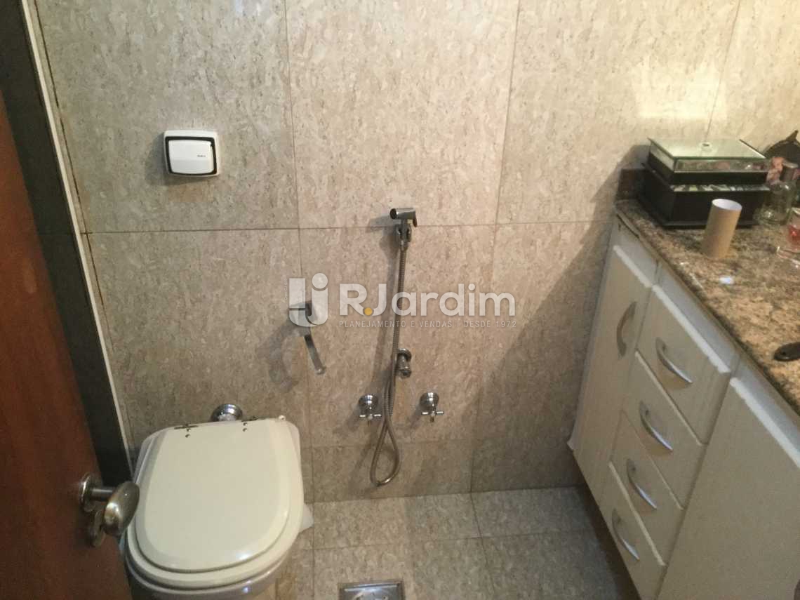 Conheça banheiro suíte do imóvel - Imóveis Compra e Venda Leblon 3 Quartos - LAAP31061 - 17 banheiro suíte - Imóveis Compra e Venda Leblon 3 Quartos - LAAP31061 - 17