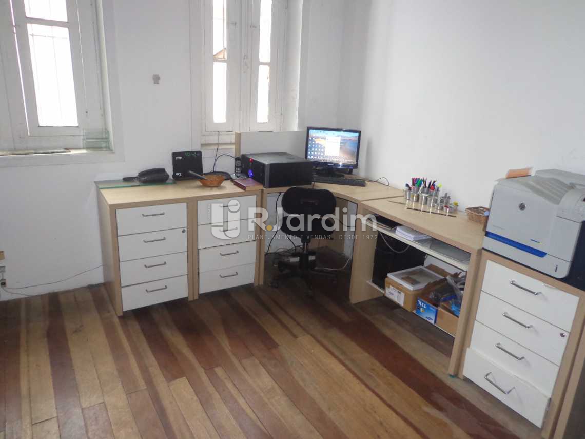 Conheça Quarto 4 do imóvel - Casa Comercial Botafogo Compra Venda Avaliação Imóveis - LACC40002 - 9 Quarto 4 - Casa Comercial Botafogo Compra Venda Avaliação Imóveis - LACC40002 - 9