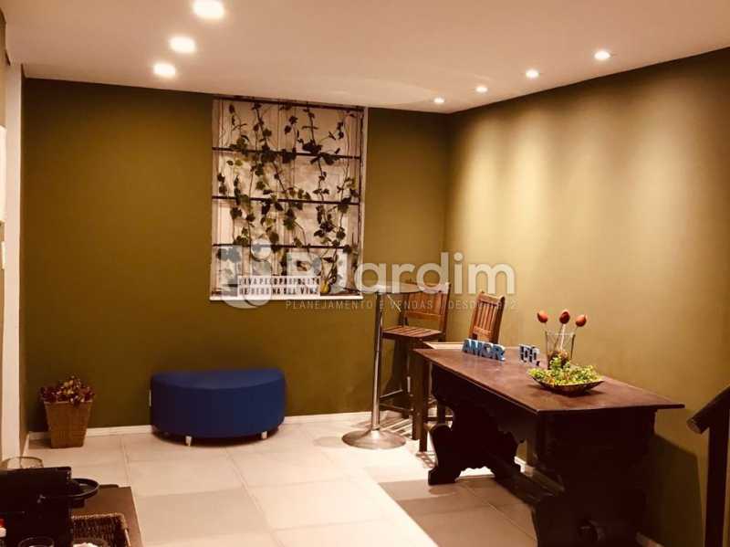 Conheça Recepção do imóvel - Casa Comercial Botafogo Compra Venda Avaliação Imóveis - LACC40002 - 4 Recepção - Casa Comercial Botafogo Compra Venda Avaliação Imóveis - LACC40002 - 4