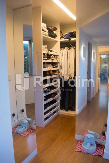 Conheça Closet do imóvel - Compra Venda Avaliação Imóveis Apartamento Ipanema 4 Quartos - LAAP20758 - 18 Closet - Compra Venda Avaliação Imóveis Apartamento Ipanema 4 Quartos - LAAP20758 - 18