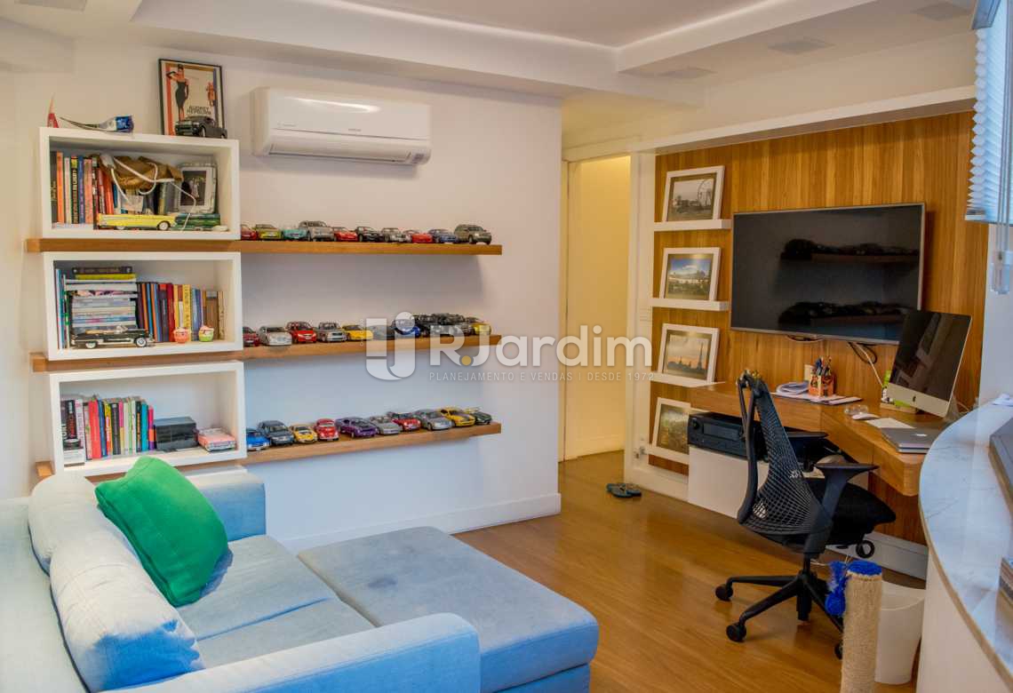 Conheça Sala intima do imóvel - Compra Venda Avaliação Imóveis Apartamento Ipanema 4 Quartos - LAAP20758 - 13 Sala intima - Compra Venda Avaliação Imóveis Apartamento Ipanema 4 Quartos - LAAP20758 - 13