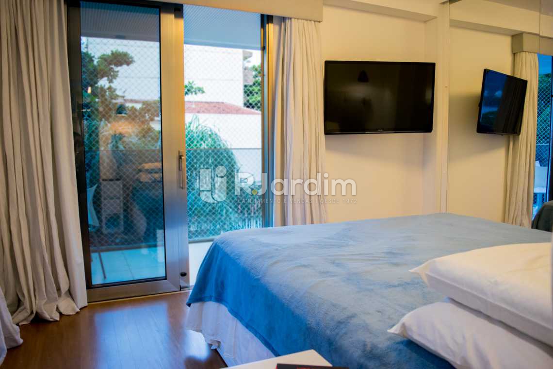 Conheça Suíte master do imóvel - Compra Venda Avaliação Imóveis Apartamento Ipanema 4 Quartos - LAAP20758 - 16 Suíte master - Compra Venda Avaliação Imóveis Apartamento Ipanema 4 Quartos - LAAP20758 - 16