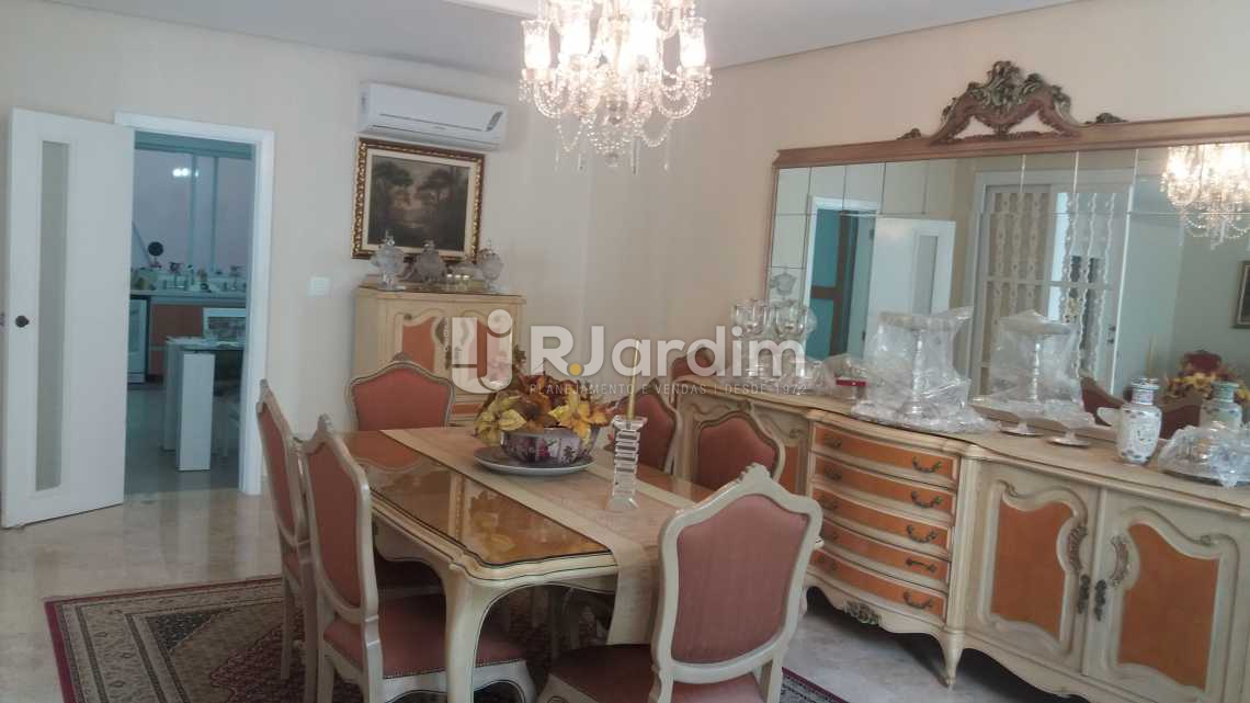 Conheça Sala jantar do imóvel - Apartamento 4 Quartos Venda Copacabana Zona Sul Rio de Janeiro RJ - LAAP40470 - 6 Sala jantar - Apartamento 4 Quartos Venda Copacabana Zona Sul Rio de Janeiro RJ - LAAP40470 - 6