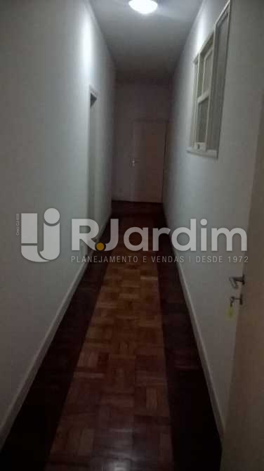 Conheça 8 Circulação do imóvel - Apartamento Padrão Residencial 4 Quartos Copacabana Zona Sul Rio de Janeiro RJ - LAAP40478 - 10 8 Circulação - Apartamento Padrão Residencial 4 Quartos Copacabana Zona Sul Rio de Janeiro RJ - LAAP40478 - 10