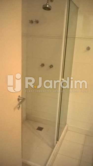 Conheça 19 WC Suíte 2 2 do imóvel - Apartamento Padrão Residencial 4 Quartos Copacabana Zona Sul Rio de Janeiro RJ - LAAP40478 - 22 19 WC Suíte 2 2 - Apartamento Padrão Residencial 4 Quartos Copacabana Zona Sul Rio de Janeiro RJ - LAAP40478 - 22