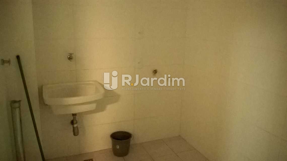 Conheça 23 Área do imóvel - Apartamento Padrão Residencial 4 Quartos Copacabana Zona Sul Rio de Janeiro RJ - LAAP40478 - 26 23 Área - Apartamento Padrão Residencial 4 Quartos Copacabana Zona Sul Rio de Janeiro RJ - LAAP40478 - 26
