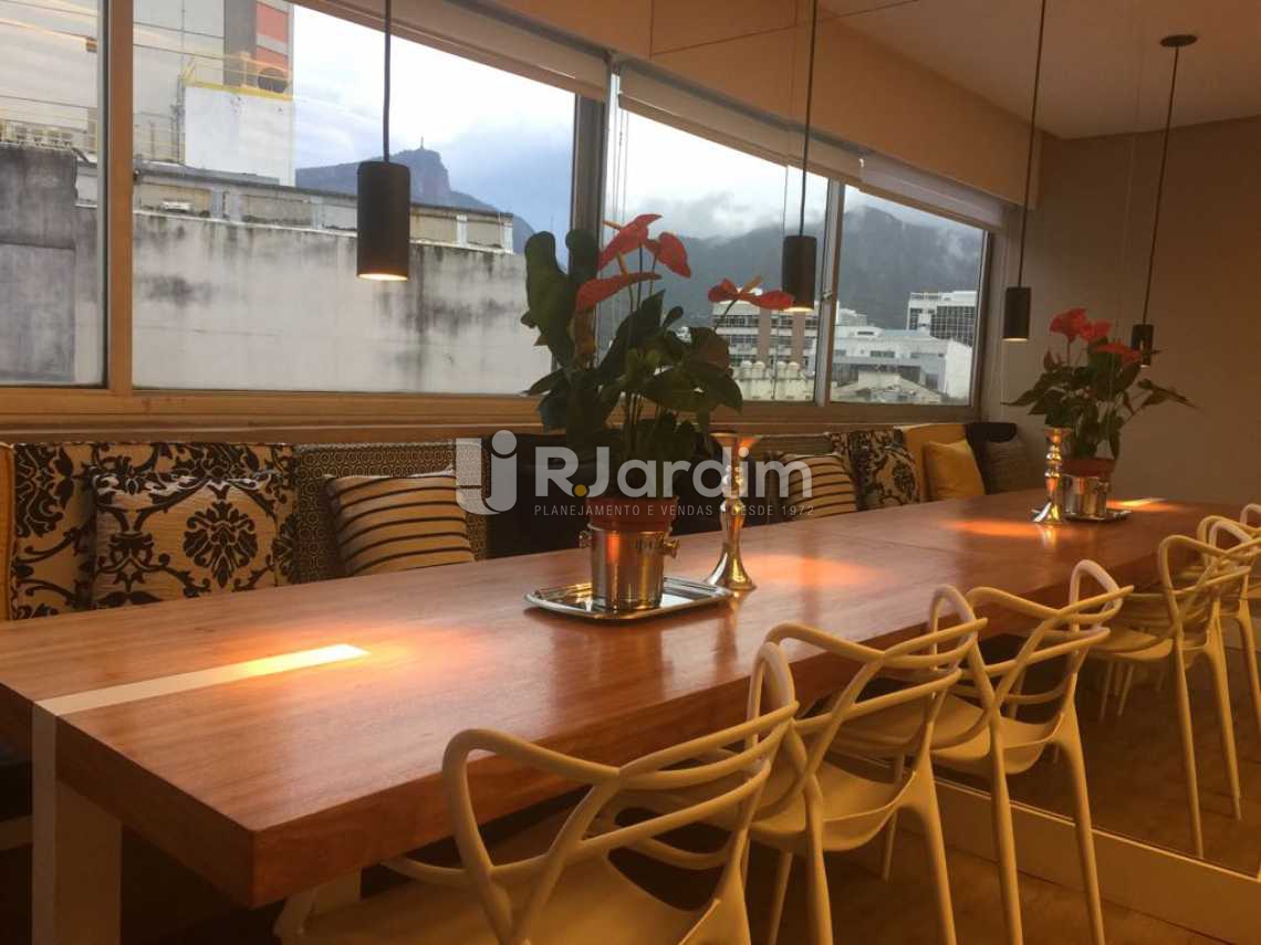 Conheça Sala /mesa de jantar do imóvel - Flat À VENDA, Leblon, Rio de Janeiro, RJ - LAFL10042 - 1 Sala /mesa de jantar - Flat À VENDA, Leblon, Rio de Janeiro, RJ - LAFL10042 - 1