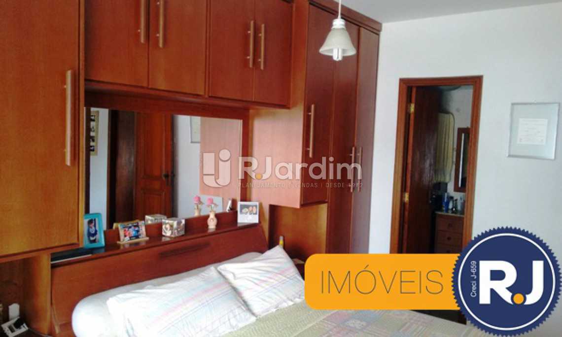 Conheça QUARTO COM SUÍTE do imóvel - Apartamento Padrão / Residencial / 3 Quartos / Compra e venda / Grajaú / Zona Norte / Rio de Janeiro RJ - LAAP31102 - 9 QUARTO COM SUÍTE - Apartamento Padrão / Residencial / 3 Quartos / Compra e venda / Grajaú / Zona Norte / Rio de Janeiro RJ - LAAP31102 - 9