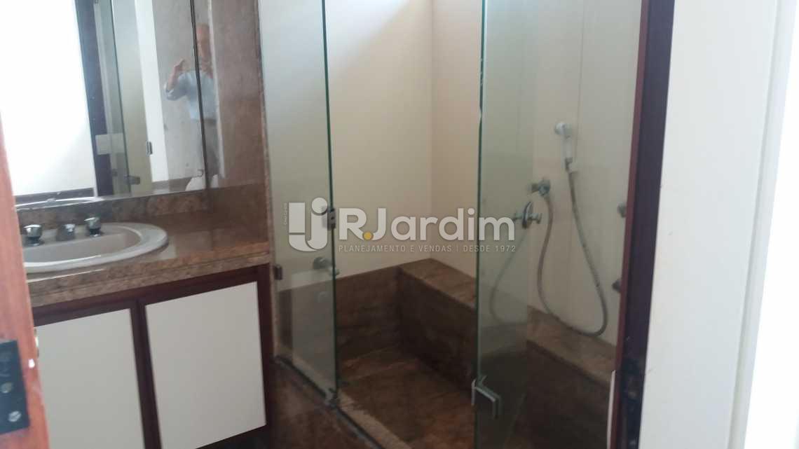 Conheça Banheiro da suíte 2 do imóvel - Apartamento Suites Aluguel São Conrado Praia Lazer Zona Sul Rio de Janeiro RJ - LAAP50032 - 16 Banheiro da suíte 2 - Apartamento Suites Aluguel São Conrado Praia Lazer Zona Sul Rio de Janeiro RJ - LAAP50032 - 16