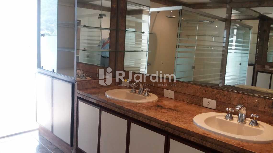 Conheça Banheiro da suíte master do imóvel - Apartamento Suites Aluguel São Conrado Praia Lazer Zona Sul Rio de Janeiro RJ - LAAP50032 - 29 Banheiro da suíte master - Apartamento Suites Aluguel São Conrado Praia Lazer Zona Sul Rio de Janeiro RJ - LAAP50032 - 29