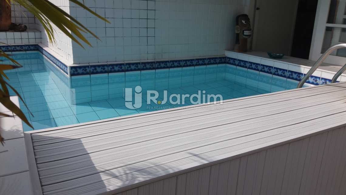 Conheça Piscina do imóvel - Compra Venda Avaliação Imóveis Cobertura Ipanema 4 Quartos - LACO40090 - 19 Piscina - Compra Venda Avaliação Imóveis Cobertura Ipanema 4 Quartos - LACO40090 - 19