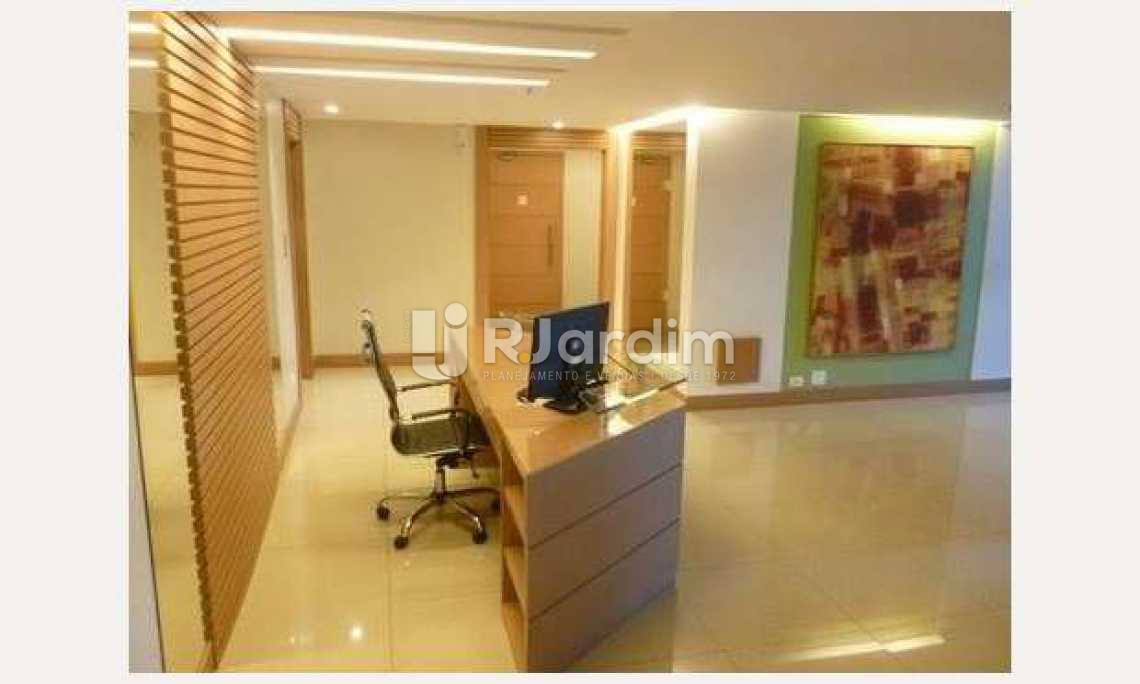 Conheça portaria do imóvel - Belíssimo apartamento, Lagoa, voltado para o verde. - LAAP10179 - 19 portaria - Belíssimo apartamento, Lagoa, voltado para o verde. - LAAP10179 - 19
