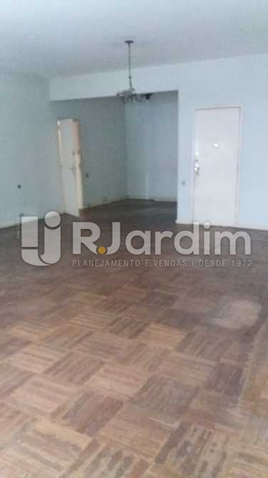 Conheça Sala e sala de jantar do imóvel - Apartamento À VENDA, Copacabana, Rio de Janeiro, RJ - LAAP31117 - 7 Sala e sala de jantar - Apartamento À VENDA, Copacabana, Rio de Janeiro, RJ - LAAP31117 - 7