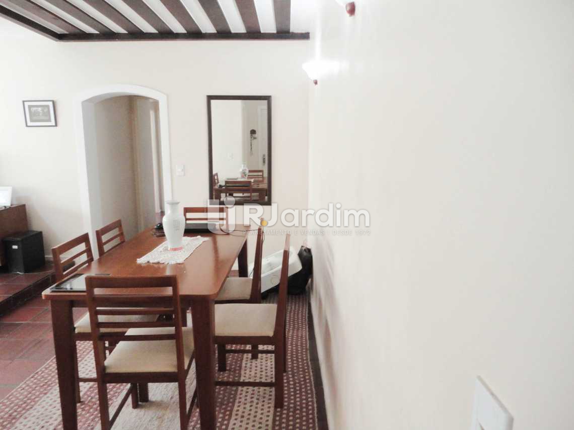 Conheça Sala do imóvel - Apartamento Rua Marechal Mascarenhas de Morais,Copacabana, Zona Sul,Rio de Janeiro, RJ À Venda, 3 Quartos, 85m² - LAAP31125 - 3 Sala - Apartamento Rua Marechal Mascarenhas de Morais,Copacabana, Zona Sul,Rio de Janeiro, RJ À Venda, 3 Quartos, 85m² - LAAP31125 - 3