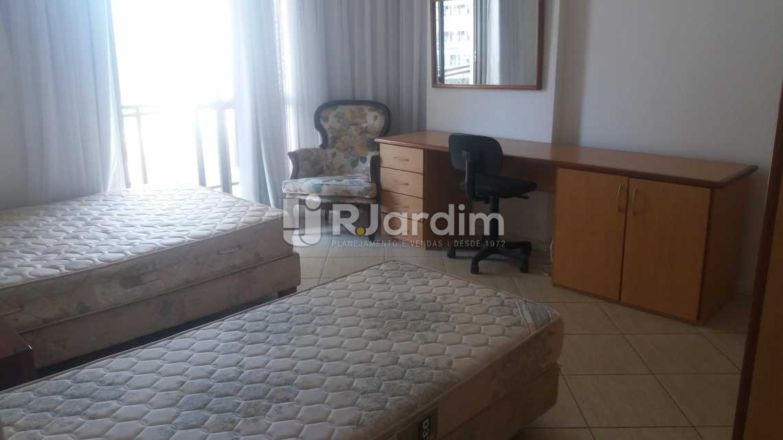 Conheça Quarto 1 piso do imóvel - Cobertura Duplex / Apart Hotel / Residencial / 3 Quartos / Ipanema / Zona Sul / Rio de Janeiro RJ - LACO30160 - 11 Quarto 1 piso - Cobertura Duplex / Apart Hotel / Residencial / 3 Quartos / Ipanema / Zona Sul / Rio de Janeiro RJ - LACO30160 - 11