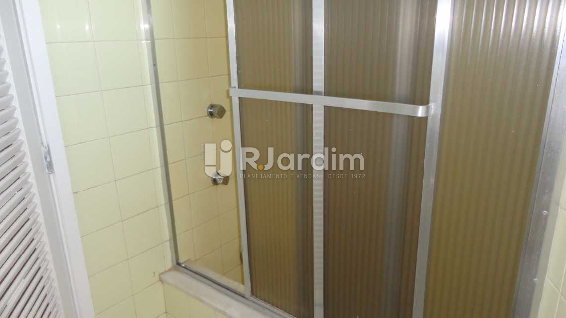 Conheça Banheiro da suíte do imóvel - Imóveis Aluguel Humaitá 2 Quartos - LAAP20819 - 18 Banheiro da suíte - Imóveis Aluguel Humaitá 2 Quartos - LAAP20819 - 18