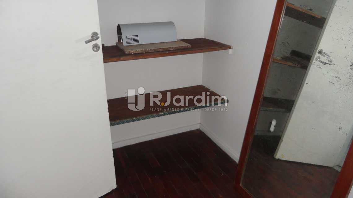 Conheça Quarto de serviço do imóvel - Imóveis Aluguel Humaitá 2 Quartos - LAAP20819 - 24 Quarto de serviço - Imóveis Aluguel Humaitá 2 Quartos - LAAP20819 - 24